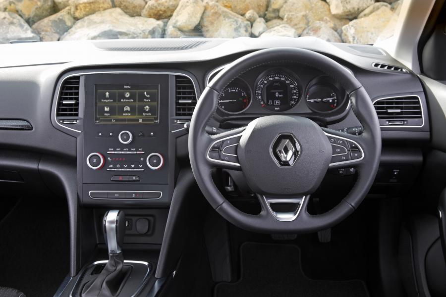 Торпедо Renault Megane Sedan 2017 года  (AU) (фото 19 из 27)